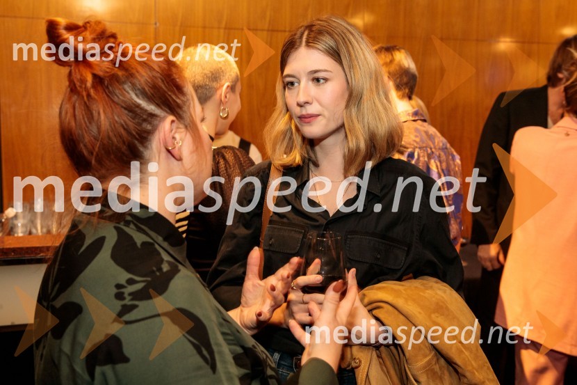  Mila Peršin, igralkaKazimir in Karolina, premiera drame na odru MGL