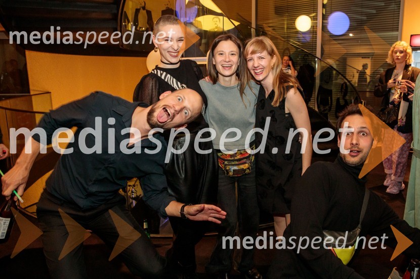  Jernej Gašperin, igralec;  Nataša Keser, igralka;  Nina Rajić Kranjac, režiserka;  Lena Hribar  Škrlec, igralka;  Voranc  Boh, igralecKazimir in Karolina, premiera drame na odru MGL