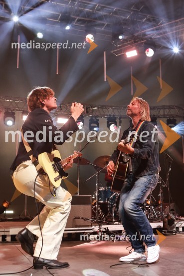  Kris  Guštin, Joker Out;  Miha Guštin-Gušti, glasbenikGušti s prijatelji proslavil 40 let glasbene kariere