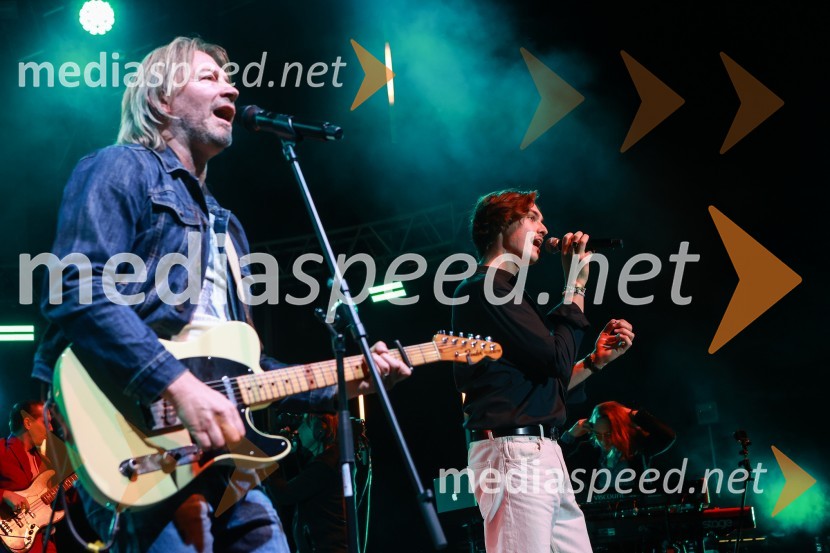  Miha Guštin-Gušti, glasbenik;  Urban Koritnik, Jet Black DiamondsGušti s prijatelji proslavil 40 let glasbene kariere