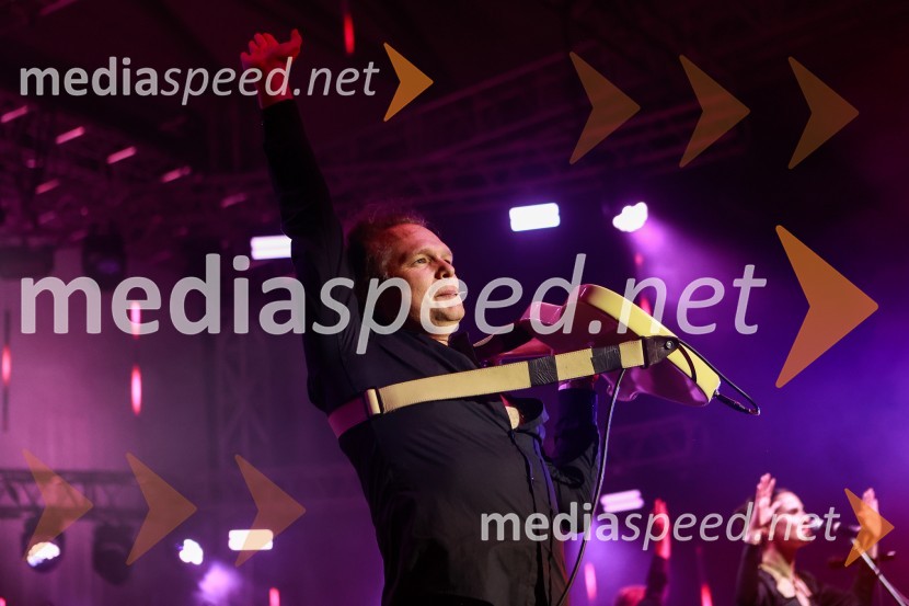  Peter Dekleva, glasbenik, Hamo & Tribute 2 LoveGušti s prijatelji proslavil 40 let glasbene kariere