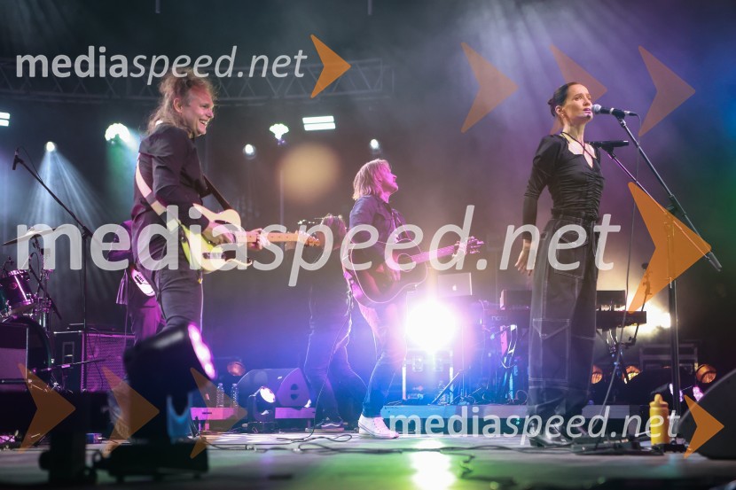  Peter Dekleva, glasbenik, Hamo & Tribute 2 Love;  Miha Guštin-Gušti, glasbenik;  Polona  Kasal, pevkaGušti s prijatelji proslavil 40 let glasbene kariere