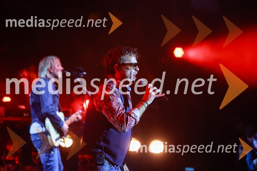  Grega Skočir, pevec, Big Foot MamaGušti s prijatelji proslavil 40 let glasbene kariere