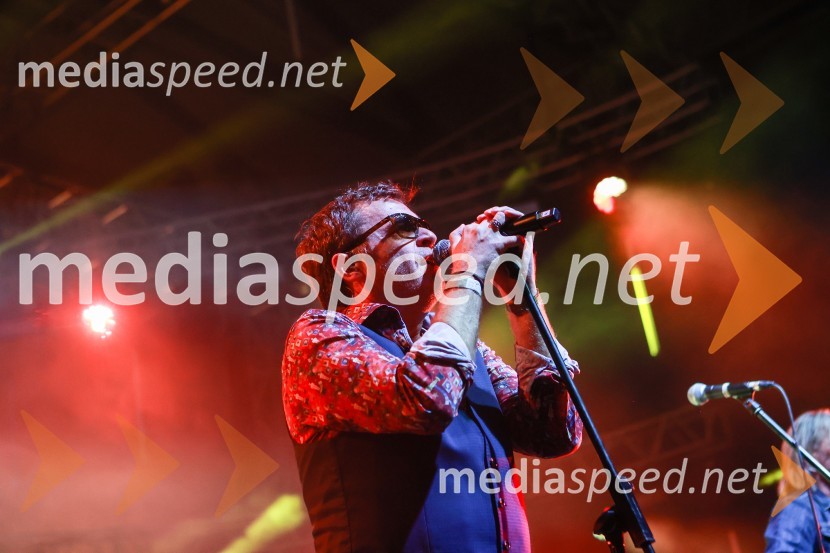  Grega Skočir, pevec, Big Foot MamaGušti s prijatelji proslavil 40 let glasbene kariere