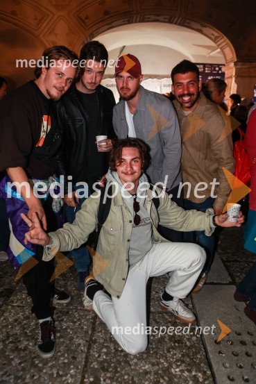  ... ;  ... ;  Urban Koritnik, Jet Black Diamonds;  ... ;  ... Gušti s prijatelji proslavil 40 let glasbene kariere