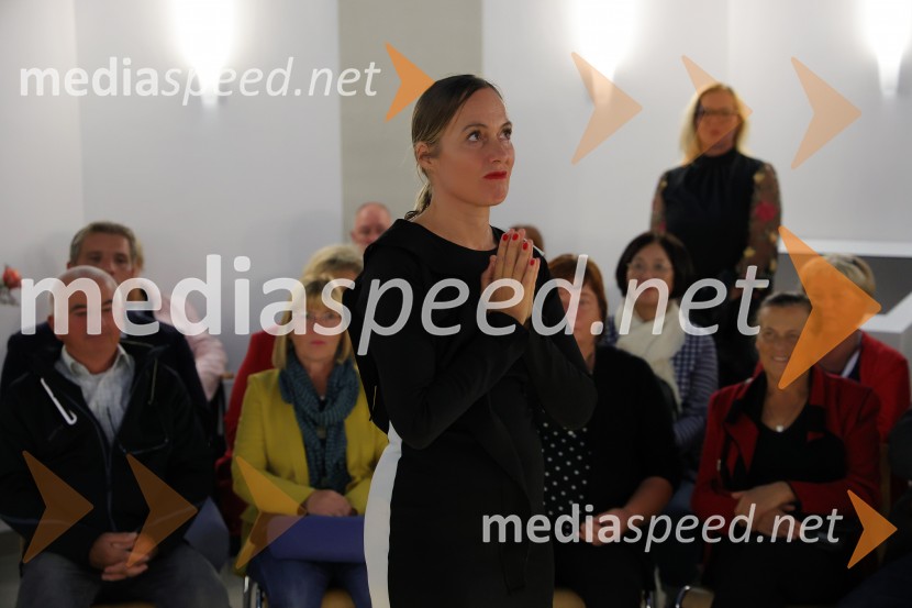  Alenka Slavinec, fotografinjaOdprtje razstave No. 108 – Boris Pahor