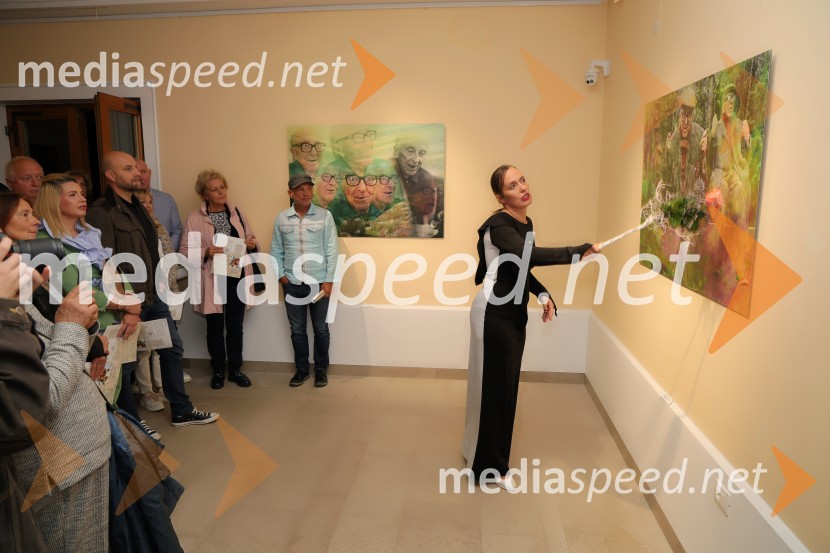  Alenka Slavinec, fotografinjaOdprtje razstave No. 108 – Boris Pahor