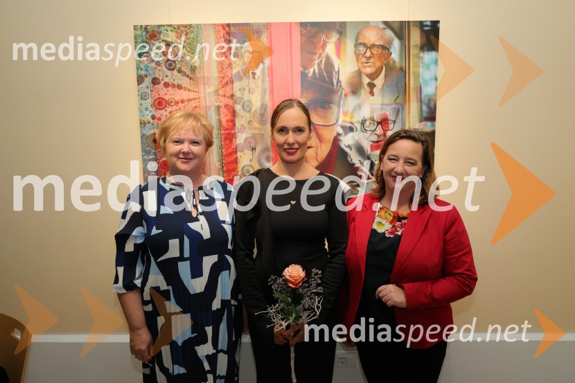  ... ;  Alenka Slavinec, fotografinja;  ... Odprtje razstave No. 108 – Boris Pahor