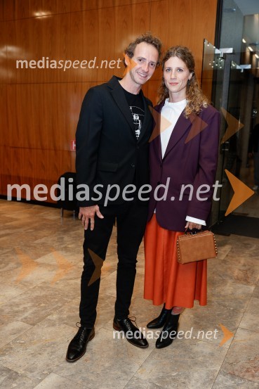  Laren  Polič Zdravič, glasbenik in igralec;  ... Čas za veselje, premiera drame v MGL