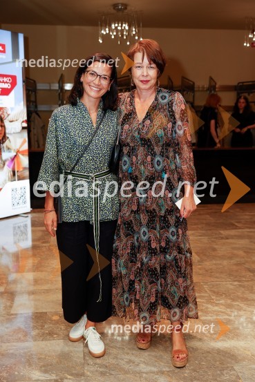  Simona  Belle, služba za stike z javnostmi MGL;  Kristina Sever, vodja kabineta, Ministrstvo za infrastrukturoČas za veselje, premiera drame v MGL