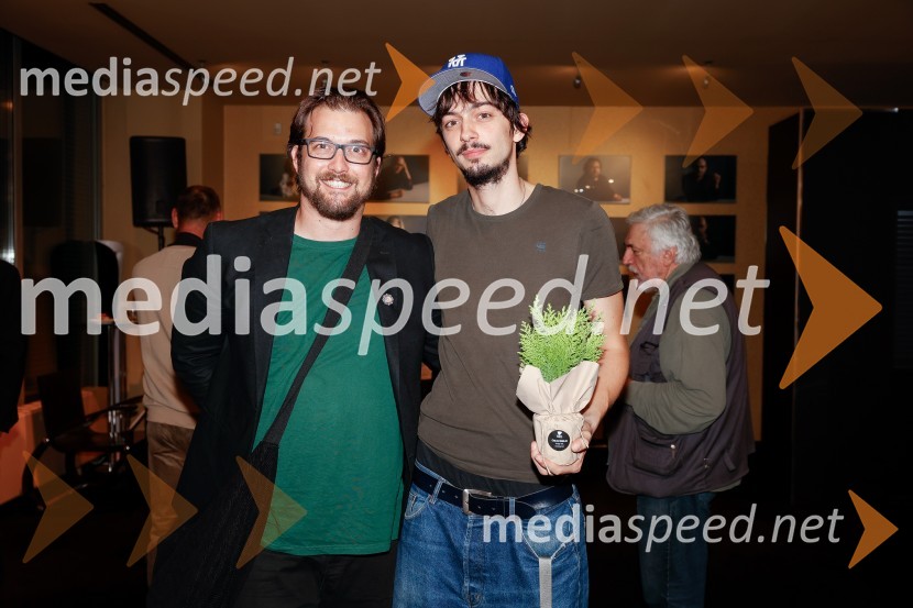  Filip Samobor, igralec;  ... Čas za veselje, premiera drame v MGL