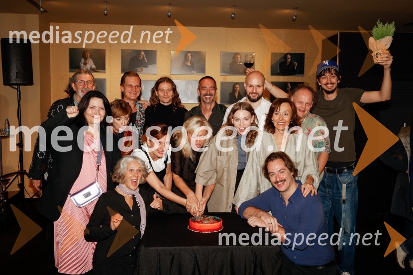  Leo Kulaš, kostumograf;  Petra Pogorevc, dramaturginja in avtorica;  Maja Cerar, lektorica;  Nataša Tič Ralijan, igralka;  Matevž Sluga, igralec;  Anja Suša, režiserka;   Filip Štepec, igralec;  Judita Zidar, igralka;  Damjan Kecojević, igralec;  Klara Kuk, igralka, manekenka;  Jaka Lah, igralec;  Gal  Oblak, igralec ;  Mirjam Korbar, igralka;  Gašper Jarni, igralec;  ... Čas za veselje, premiera drame v MGL