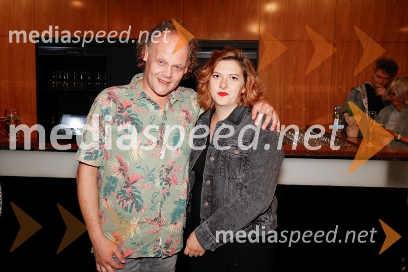  Gašper Jarni, igralec;  Nina  Ramšak Marković, režiserkaČas za veselje, premiera drame v MGL