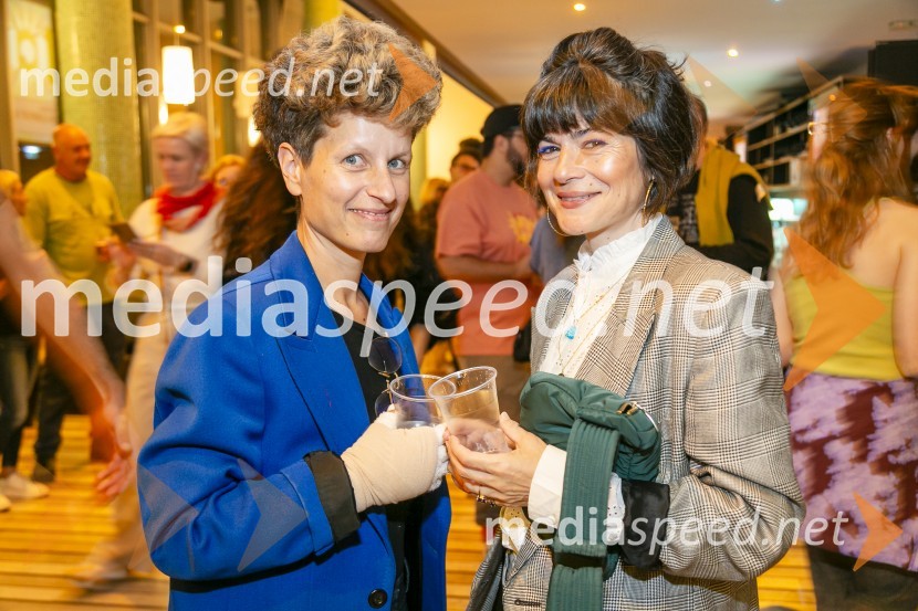  Polona Janežič, glasbenica, skupina Katalena;  Vanja Djuran, vizažistka15. obletnica Kina Šiška z glasbeno skupino Freekind