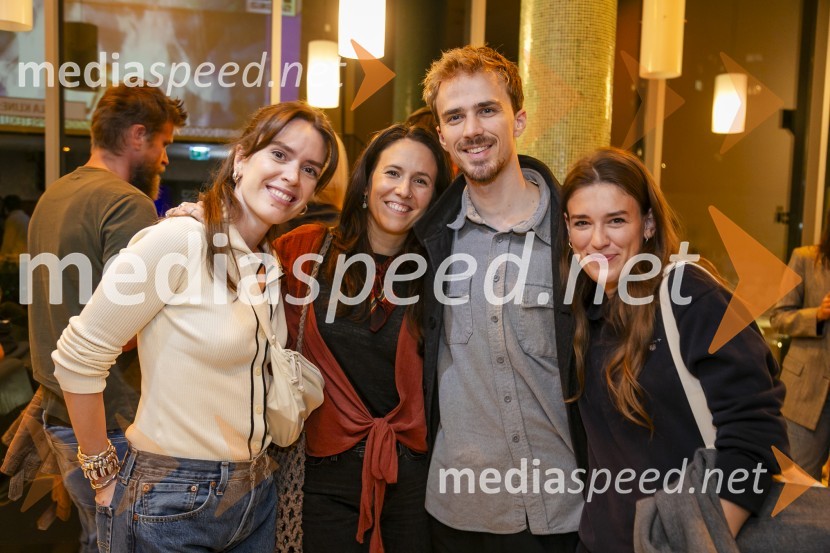  Anja  Prusnik, igralka, voditeljica, RTV Slovenija;  ... ;  ... ;  ... 15. obletnica Kina Šiška z glasbeno skupino Freekind