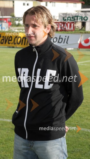 Nastja Čeh, nogometašFree kick master Slovenija 2005