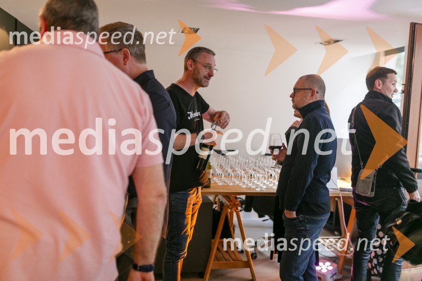 Odprtje kolesarske trgovine Noordung Store v središču Ljubljane