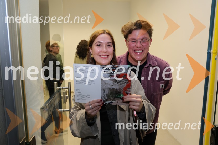 Odprtje razstave Lučke Centa z naslovom ARTE - FAKT