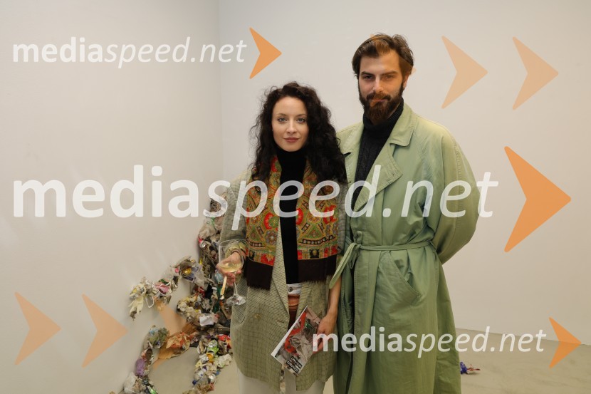  Urška Centa, plesalka flamenka;  Domen Novak, igralec Odprtje razstave Lučke Centa z naslovom ARTE - FAKT