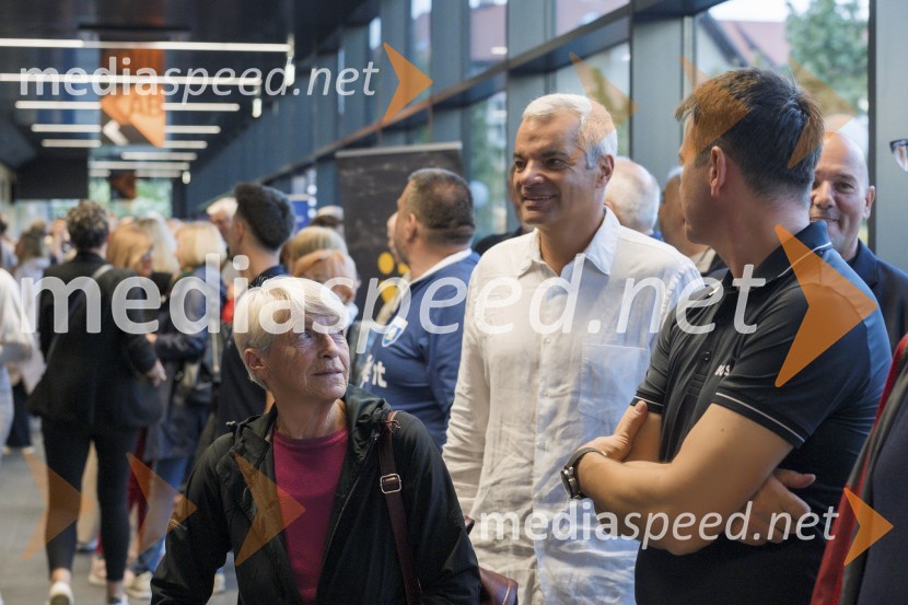  ... ;  Aleksander Saša Arsenovič, župan, Mestna občina Maribor100 let odbojke v Mariboru