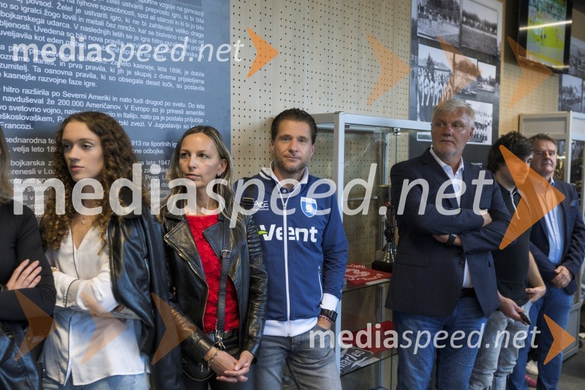  Tara Kuster;  ... ;  ... ;  Milan Kuster, I-vent d.o.o.100 let odbojke v Mariboru