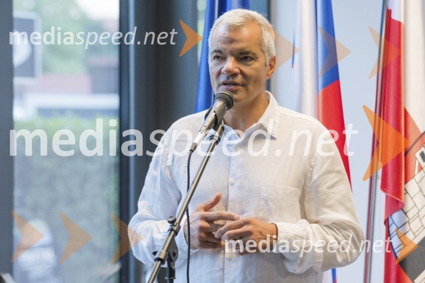  Aleksander Saša Arsenovič, župan, Mestna občina Maribor100 let odbojke v Mariboru