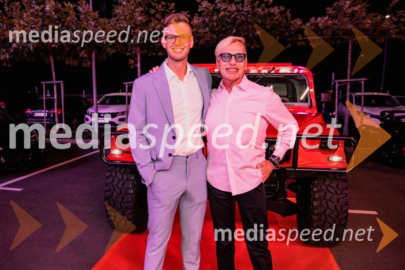  Kristijan Blagne;   Igor  Jelen-Iggy, Hiša umetnosti IGEN CeljeSvečana otvoritev Grand Casino Mons Ljubljana