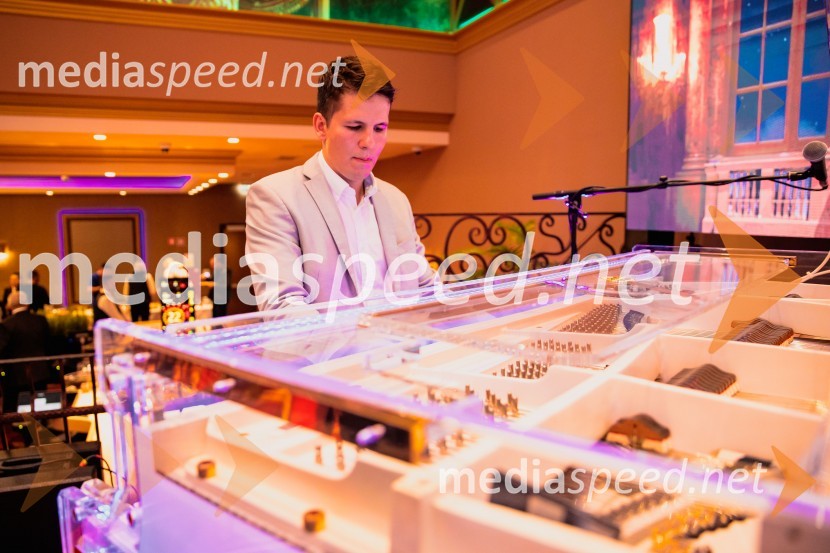  Žiga Vehovec, glasbenikSvečana otvoritev Grand Casino Mons Ljubljana