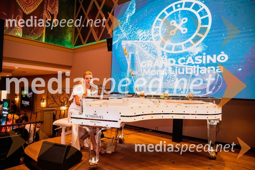  Neža Buh-Neisha, glasbenicaSvečana otvoritev Grand Casino Mons Ljubljana