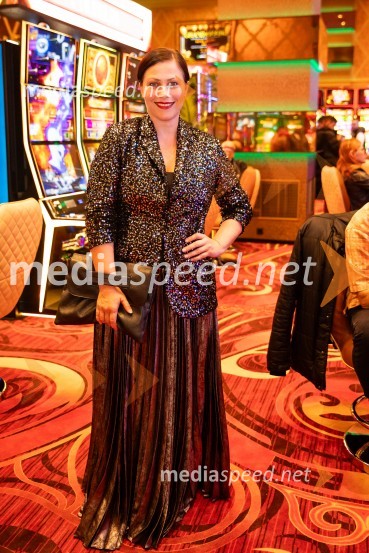  Nuška Drašček, pevkaSvečana otvoritev Grand Casino Mons Ljubljana