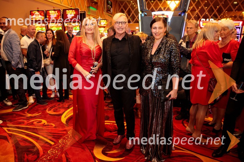  Helena Blagne, pevka;   Igor  Jelen-Iggy, Hiša umetnosti IGEN Celje;  Nuška Drašček, pevkaSvečana otvoritev Grand Casino Mons Ljubljana