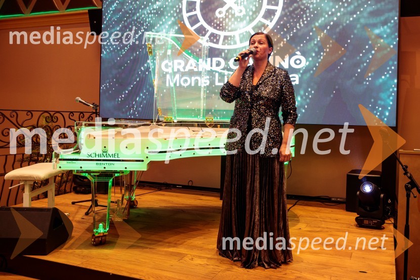  Nuška Drašček, pevkaSvečana otvoritev Grand Casino Mons Ljubljana
