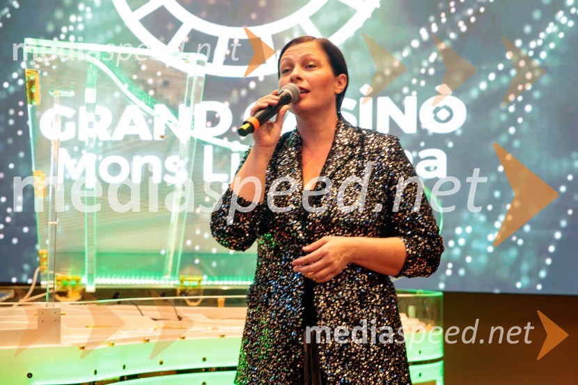 Nuška Drašček, pevkaSvečana otvoritev Grand Casino Mons Ljubljana