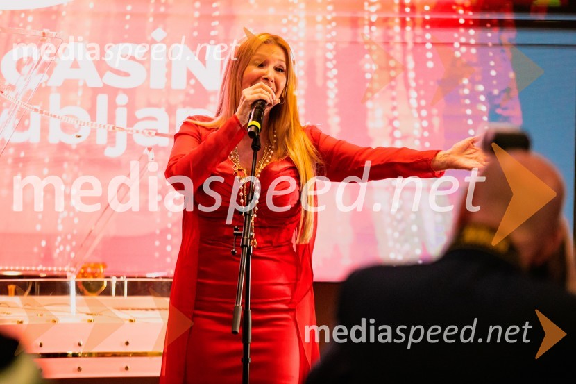  Helena Blagne, pevkaSvečana otvoritev Grand Casino Mons Ljubljana