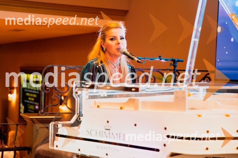  Neža Buh-Neisha, glasbenicaSvečana otvoritev Grand Casino Mons Ljubljana