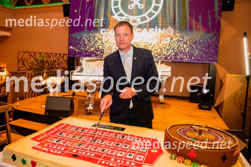  Domen Bucek, direktor, Grand Casino Mons LjubljanaSvečana otvoritev Grand Casino Mons Ljubljana