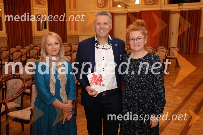  Marija  Miličevič, marketing, Večer; prof. dr. Uroš Ahčan, specialist plastične kirurgije; prof. dr. Uroš Ahčan, specialist plastične kirurgijeVečer v živo: dr. Uroš Ahčan