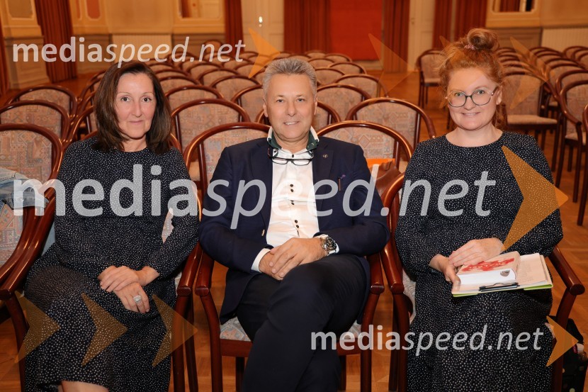  ... ; prof. dr. Uroš Ahčan, specialist plastične kirurgije;  Maja Furman, pravljičarka, pripovedovalkaVečer v živo: dr. Uroš Ahčan