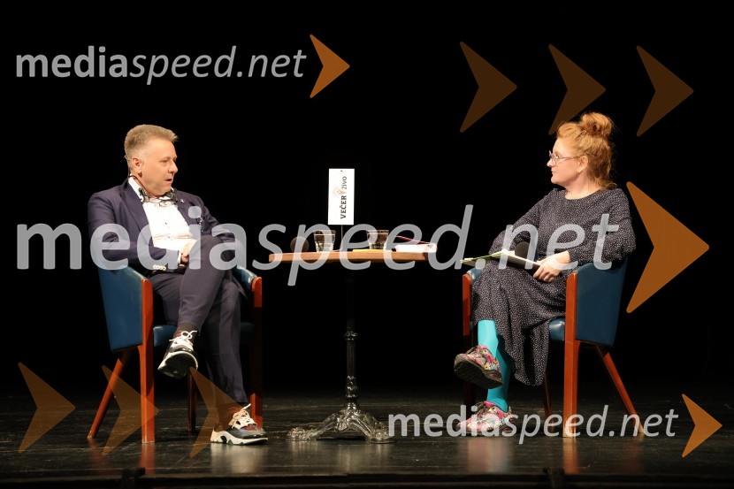 prof. dr. Uroš Ahčan, specialist plastične kirurgije;  Maja Furman, pravljičarka, pripovedovalkaVečer v živo: dr. Uroš Ahčan