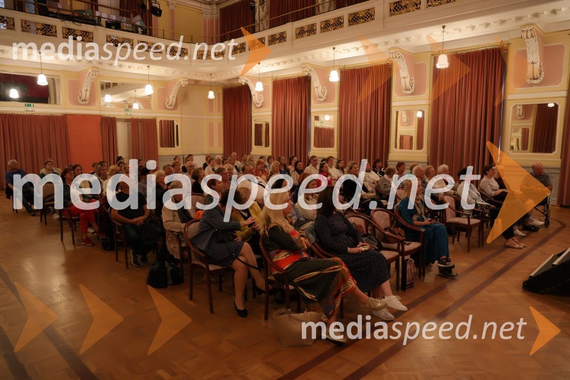 Večer v živo: dr. Uroš Ahčan