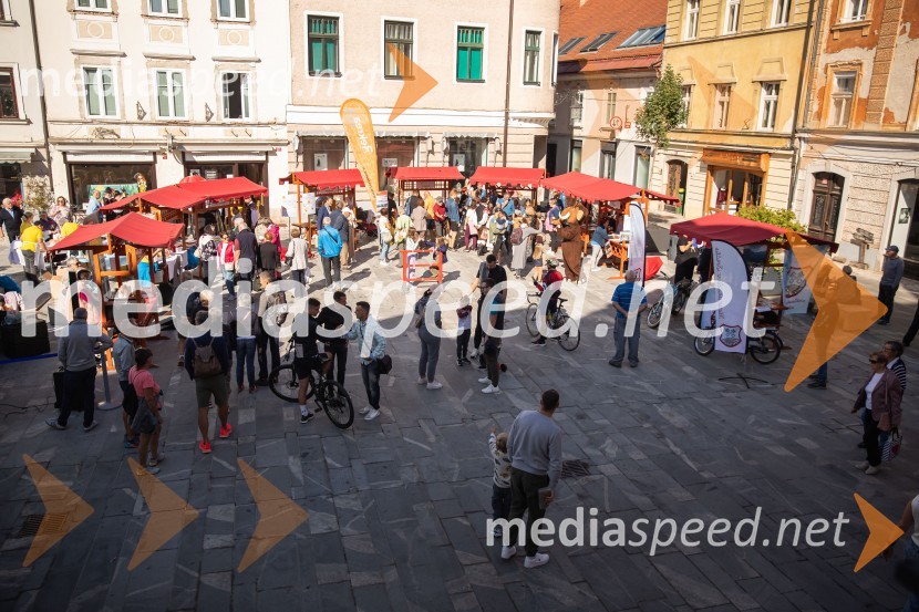 Dogajanje na trguDan krajevnih skupnosti MOK 2024