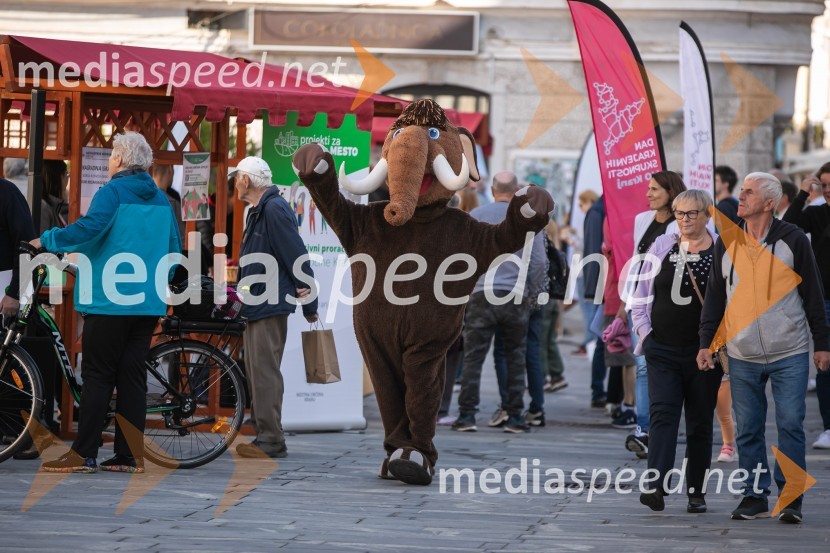 Maskota MamutDan krajevnih skupnosti MOK 2024