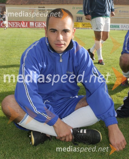 Sead Zilič, nogometašFree kick master Slovenija 2005