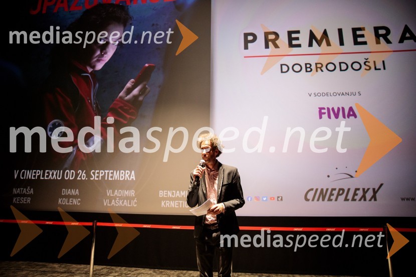  Toni Cahunek, igralec, novinarPremiera slovenskega filma Opazovanje, Cineplexx Ljubljana