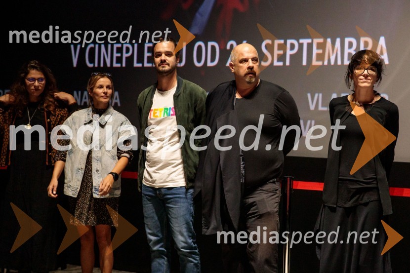  ... ;  ... ;  ... ;  Miha Černec, producent;  Nina Robnik, filmska producentkaPremiera slovenskega filma Opazovanje, Cineplexx Ljubljana