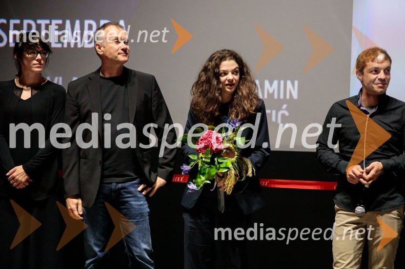  Nina Robnik, filmska producentka;  Janez Burger, režiser;  Diana  Kolenc, igralka;  ... Premiera slovenskega filma Opazovanje, Cineplexx Ljubljana