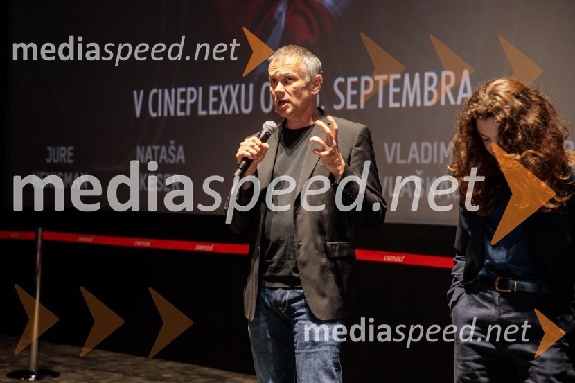  Janez Burger, režiser;  Diana  Kolenc, igralkaPremiera slovenskega filma Opazovanje, Cineplexx Ljubljana
