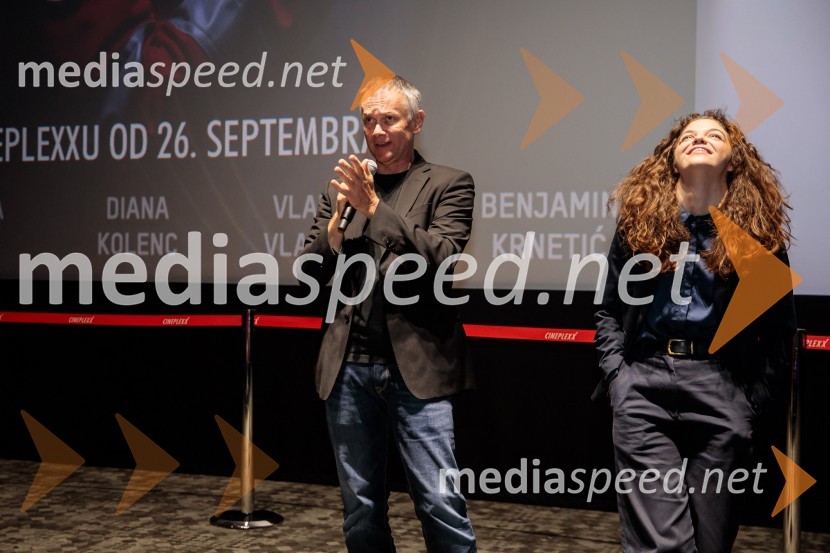  Janez Burger, režiser;  Diana  Kolenc, igralkaPremiera slovenskega filma Opazovanje, Cineplexx Ljubljana