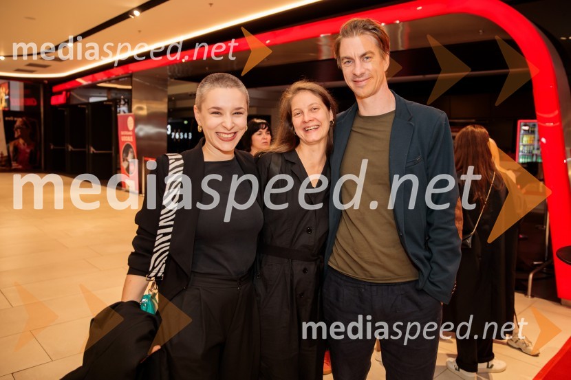  Nataša Keser, igralka;  ... ;  Jure Henigman, igralecPremiera slovenskega filma Opazovanje, Cineplexx Ljubljana