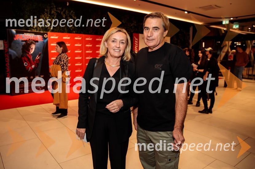  Nataša Bučar, direktorica, Slovenski filmski center;  Rok Cvetkov, kaskaderPremiera slovenskega filma Opazovanje, Cineplexx Ljubljana